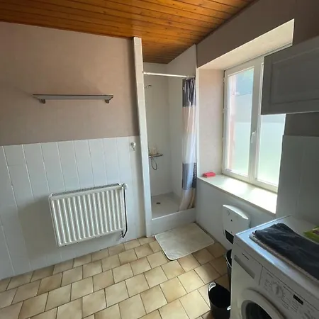 « chez Falco » Vue Sur Le Chateau Schirmeck